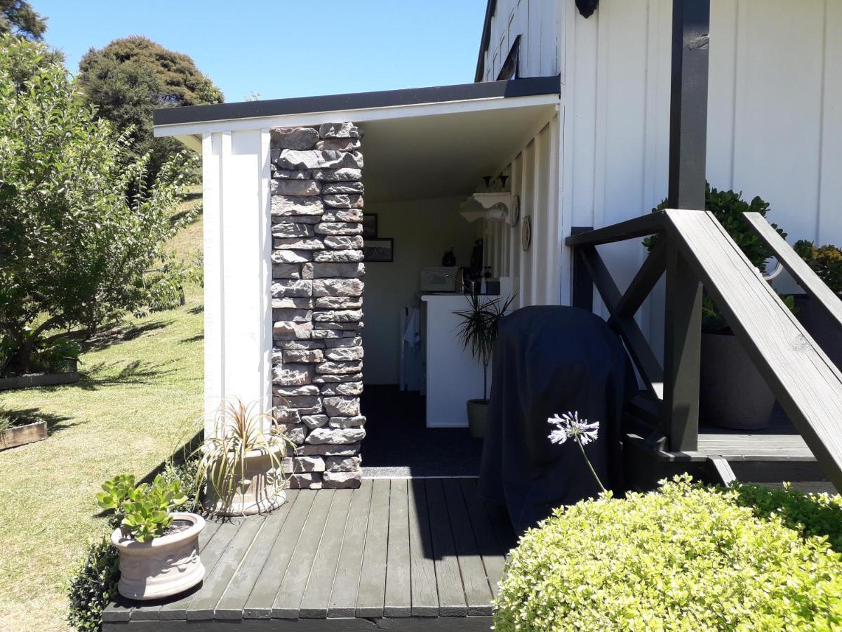 Kuaotunu'S Peebles Cottage Esterno foto