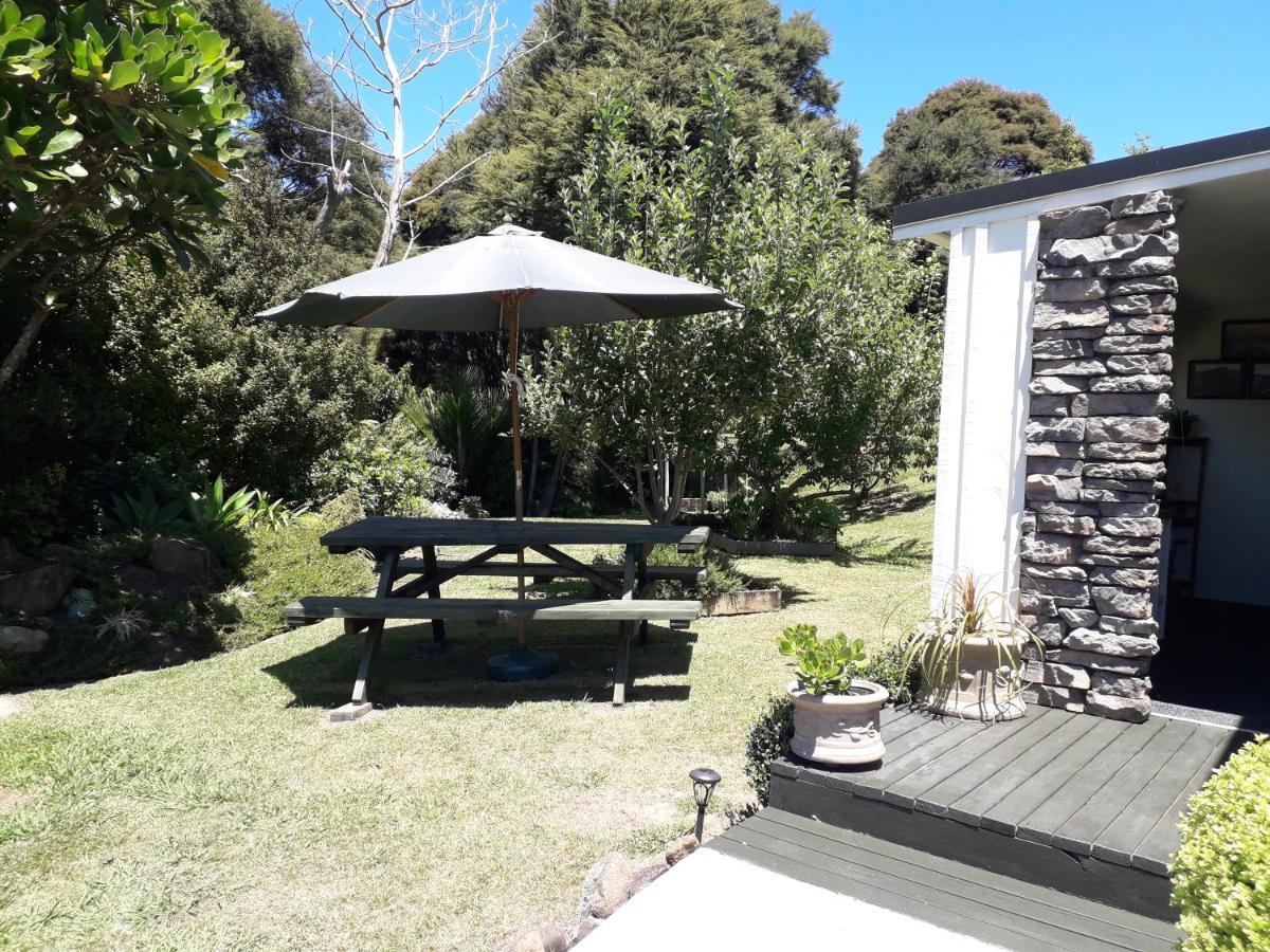 Kuaotunu'S Peebles Cottage Esterno foto